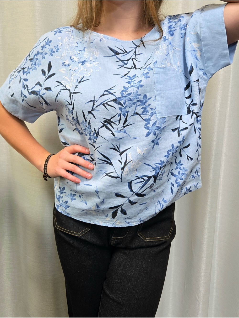 CHARLIE B Light Blue Floral Short Sleeve Pocket Tee